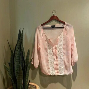 METAPHOR LACE PINK TOP